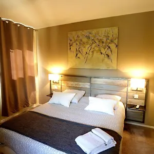 3* Couette-café L'oustaou
