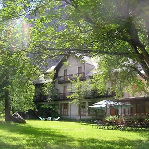 2* Hotel Châlet D'ailefroide