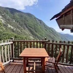  Couette-café Les Ecrins De